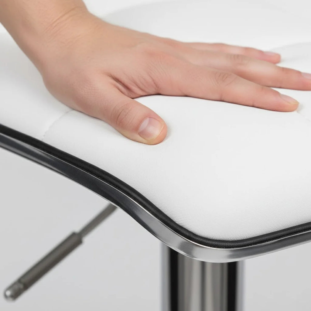 Ensemble – 2 tabourets de bar chromés au style épuré – Knox