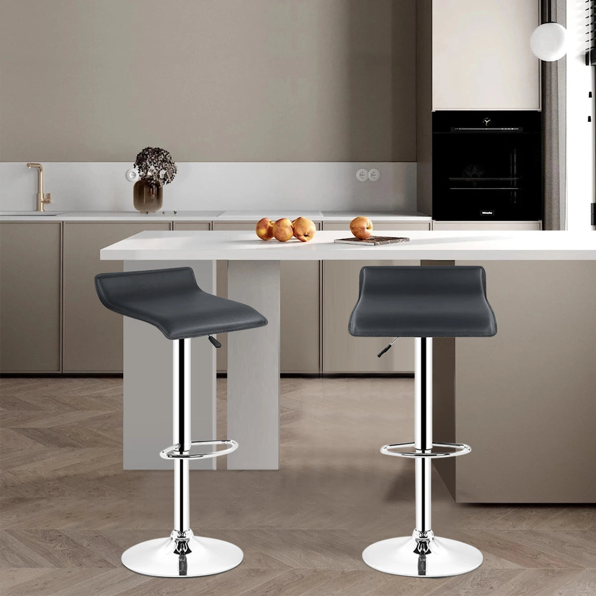 Ensemble – 2 tabourets de bar en cuir au style minimaliste – Linea